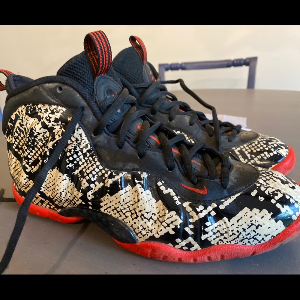 Used Nike Air Foamposite One Size 7